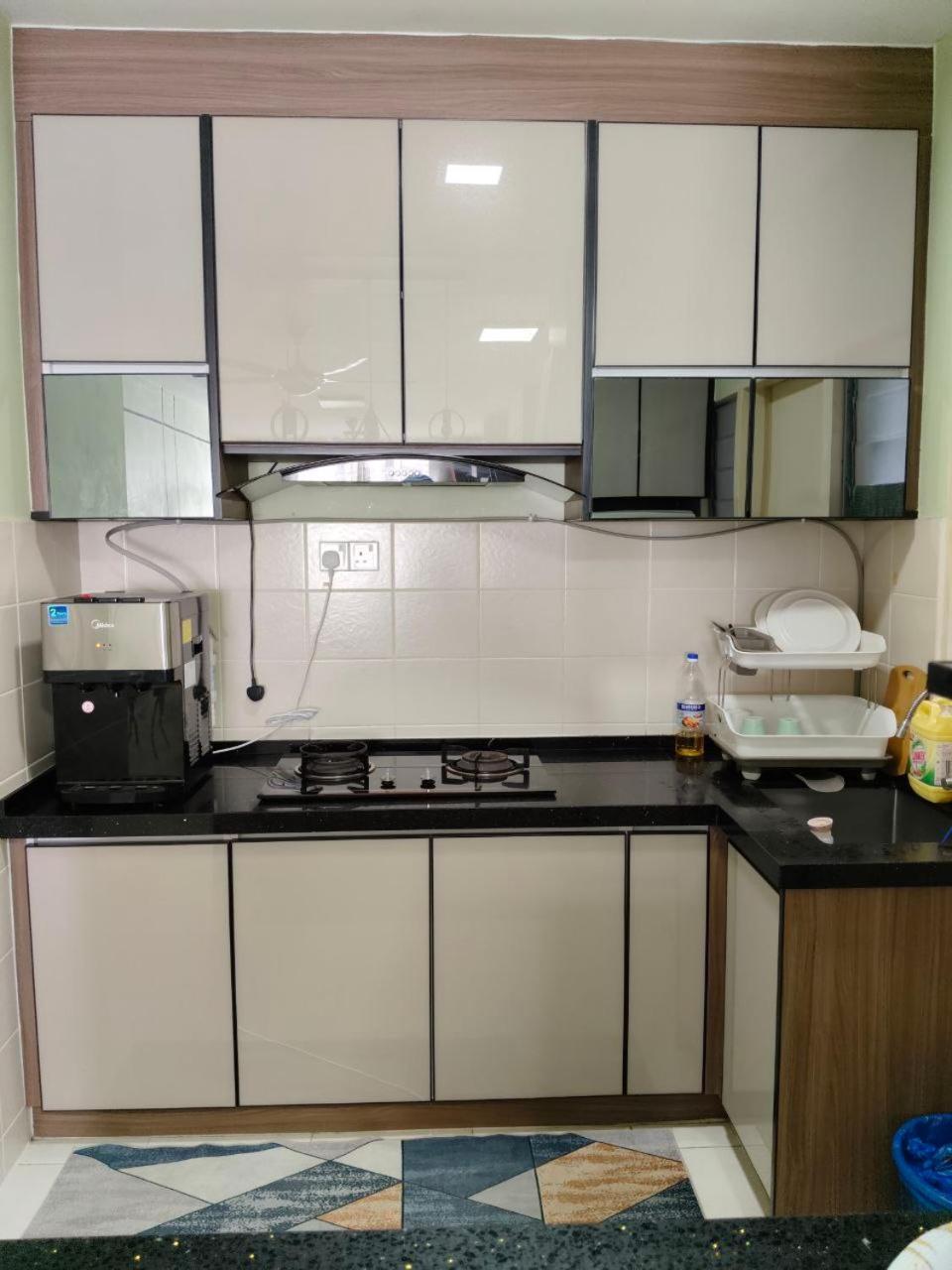 Nena Homestay Setia Alam, Air Conditioned, High Speed Internet Shah Alam Esterno foto